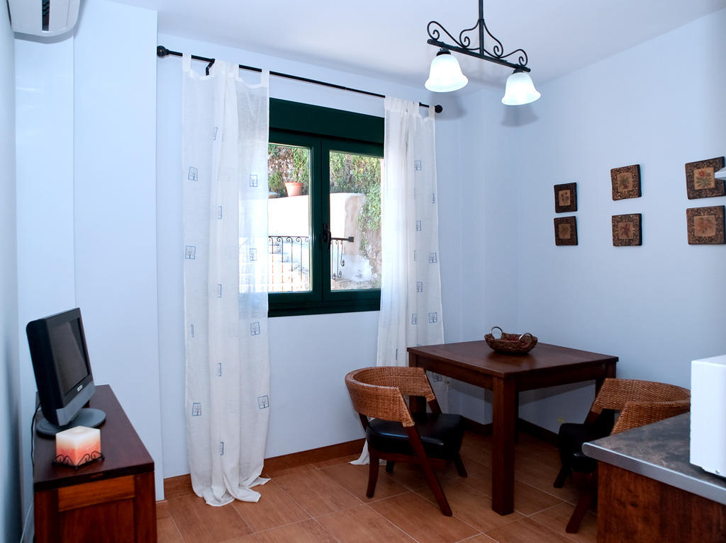 Apartamentos Rurales La Vera Jarandilla de la Vera Bilik gambar