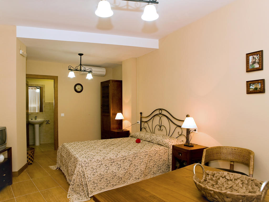 Apartamentos Rurales La Vera Jarandilla de la Vera Bilik gambar